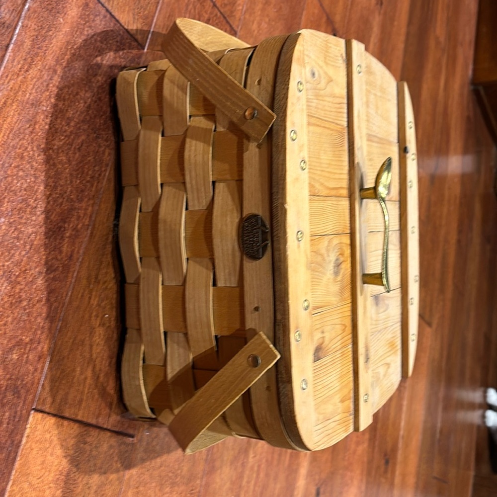 Peterboro Basket